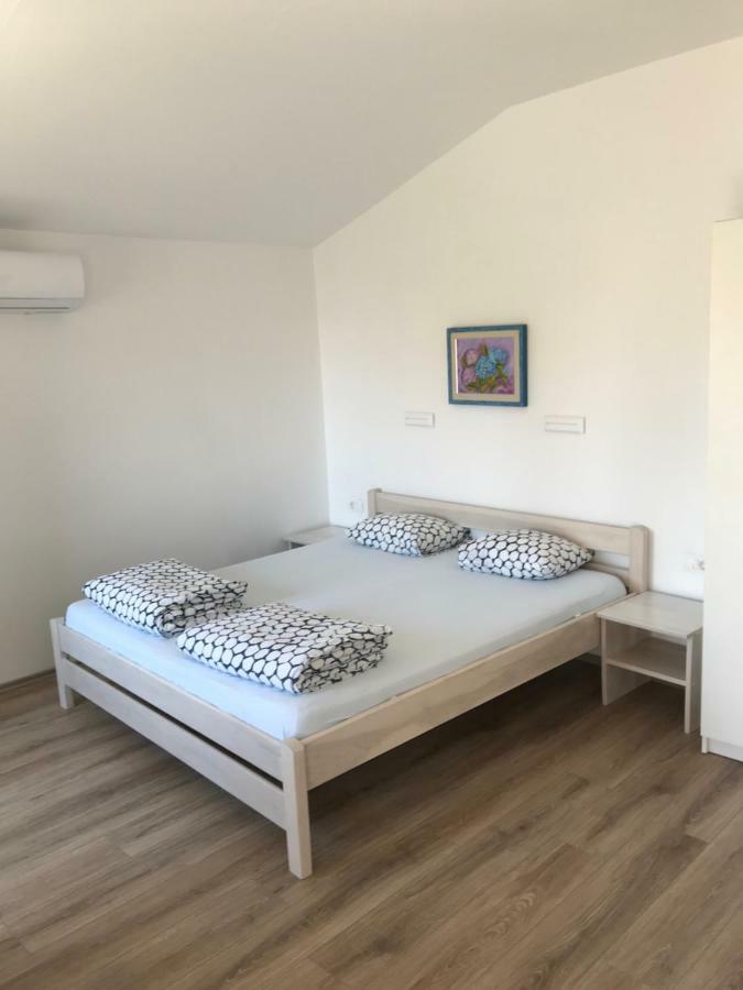 Novalja Inn 2 外观 照片